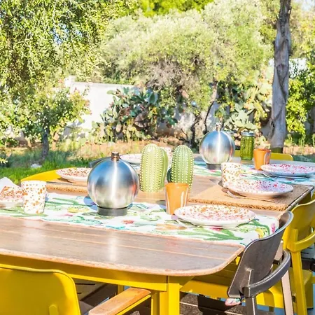 Villa Carovigno فيلة *